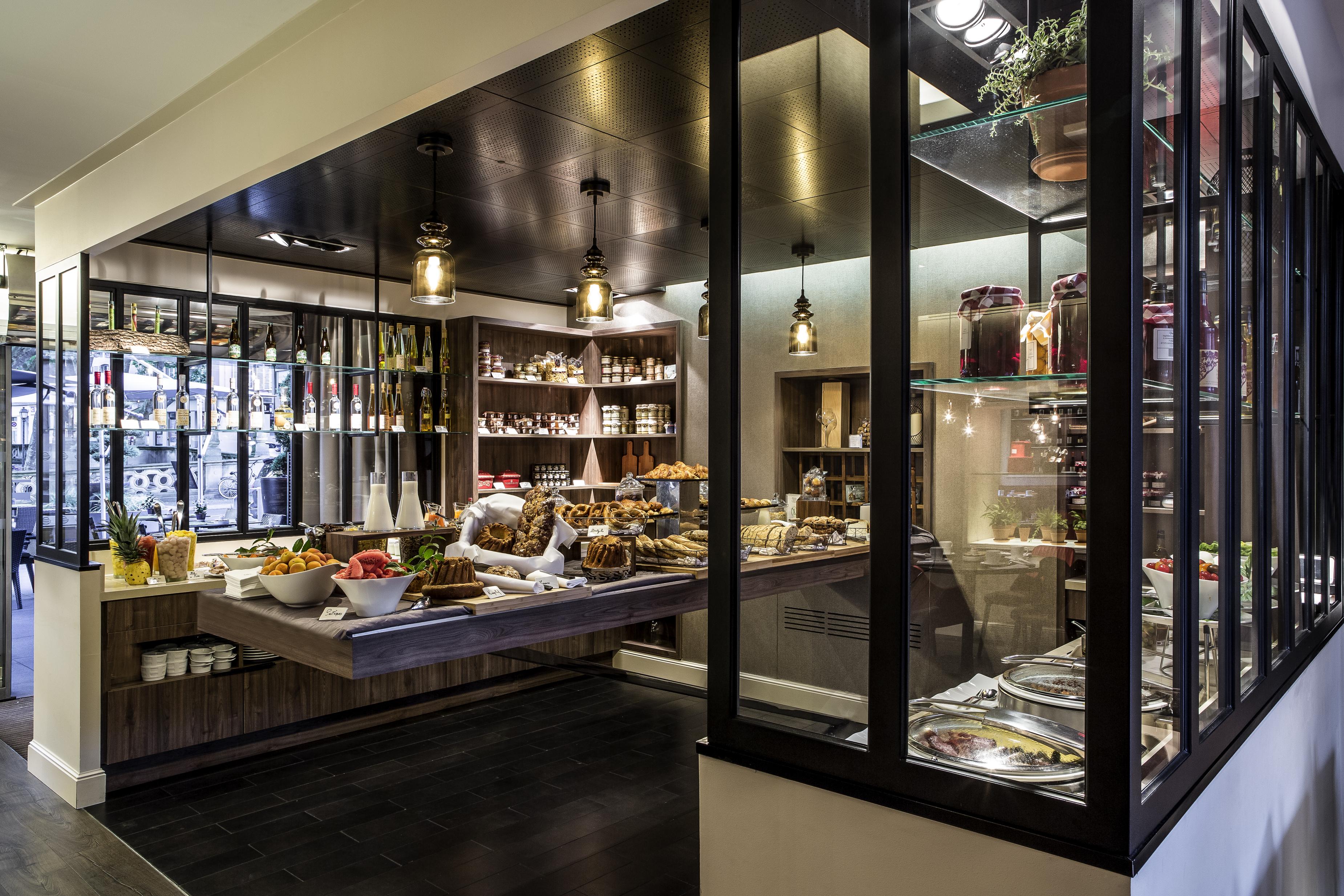 Sofitel Strasbourg Grande Ile Hotel Exterior photo The Deli